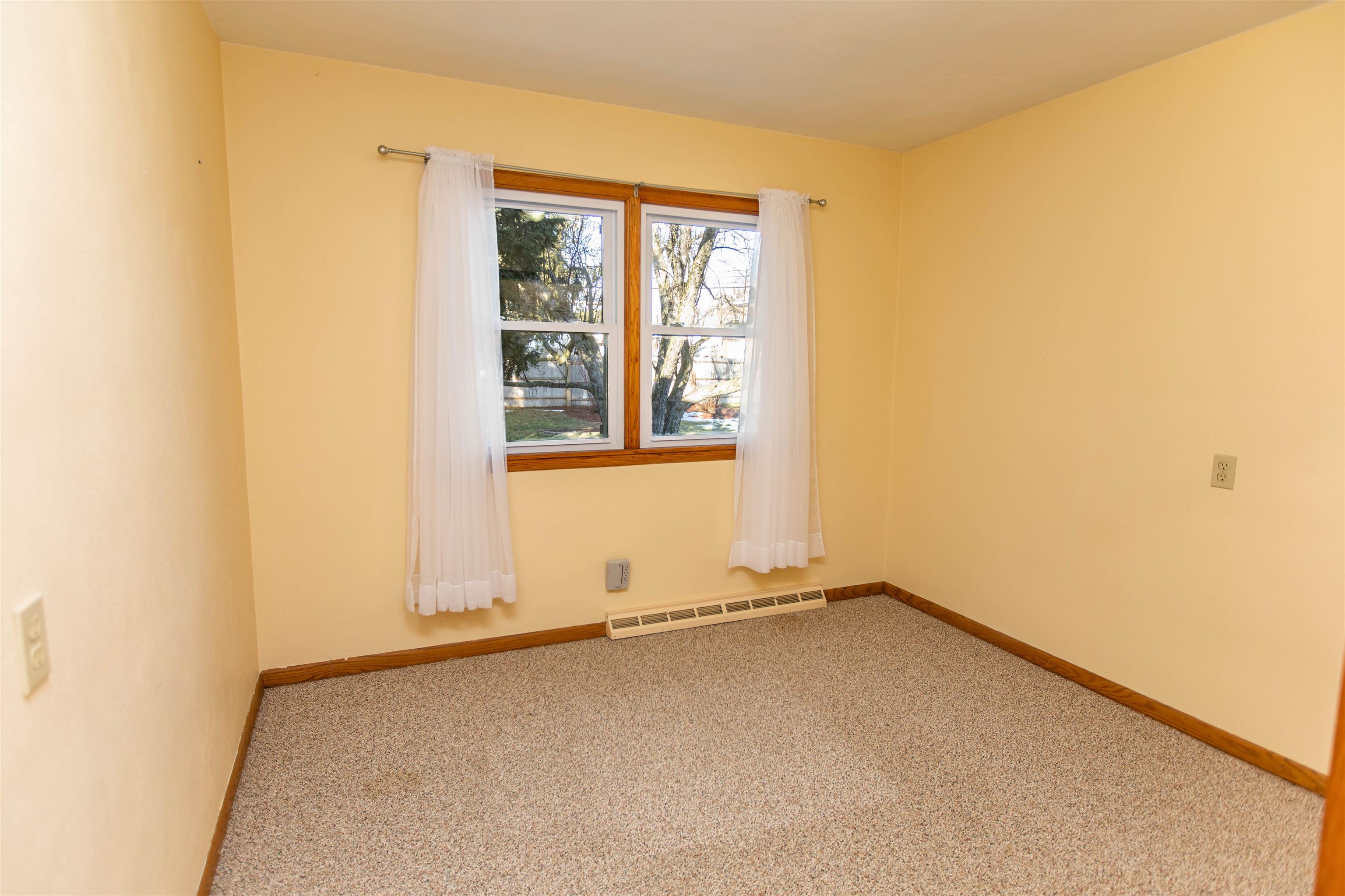 308 West Division Street Dodgeville, WI 53533 - Photo 19 of 30