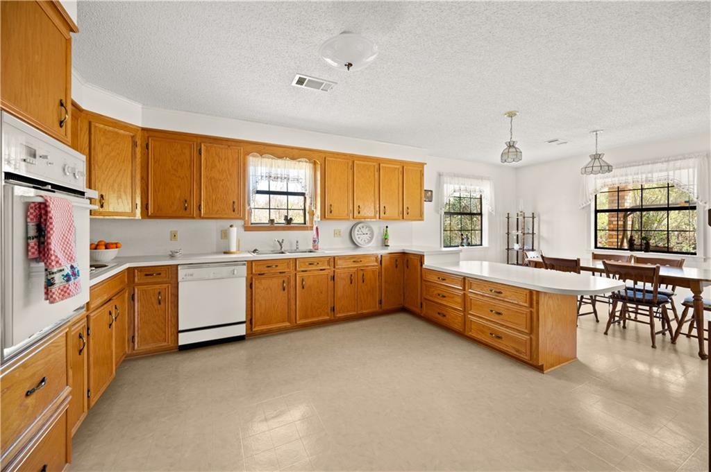 687 Robertson Road Pollock, LA 71467 - Photo 7 of 16 Gallery Image 7