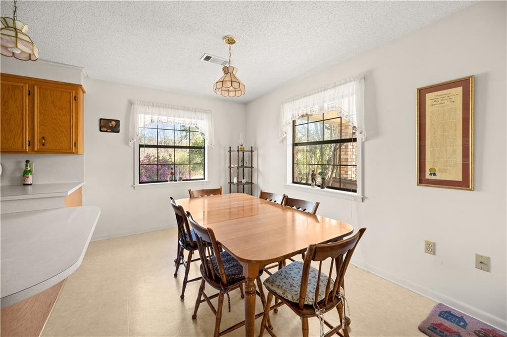 687 Robertson Road Pollock, LA 71467 - Photo 9 of 16 Gallery Image 9