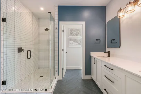 $2,395,000 | 4326 State Line Road, Freedom, ID 83120