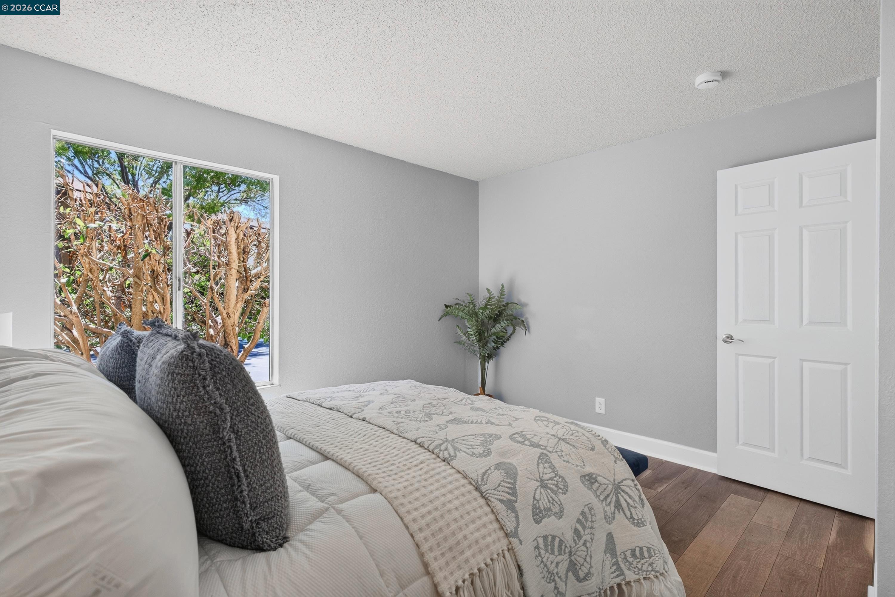 5318 Ridgeview Circle, Unit 5 El Sobrante, CA 94803 - Photo 24 of 47 Gallery Image 24