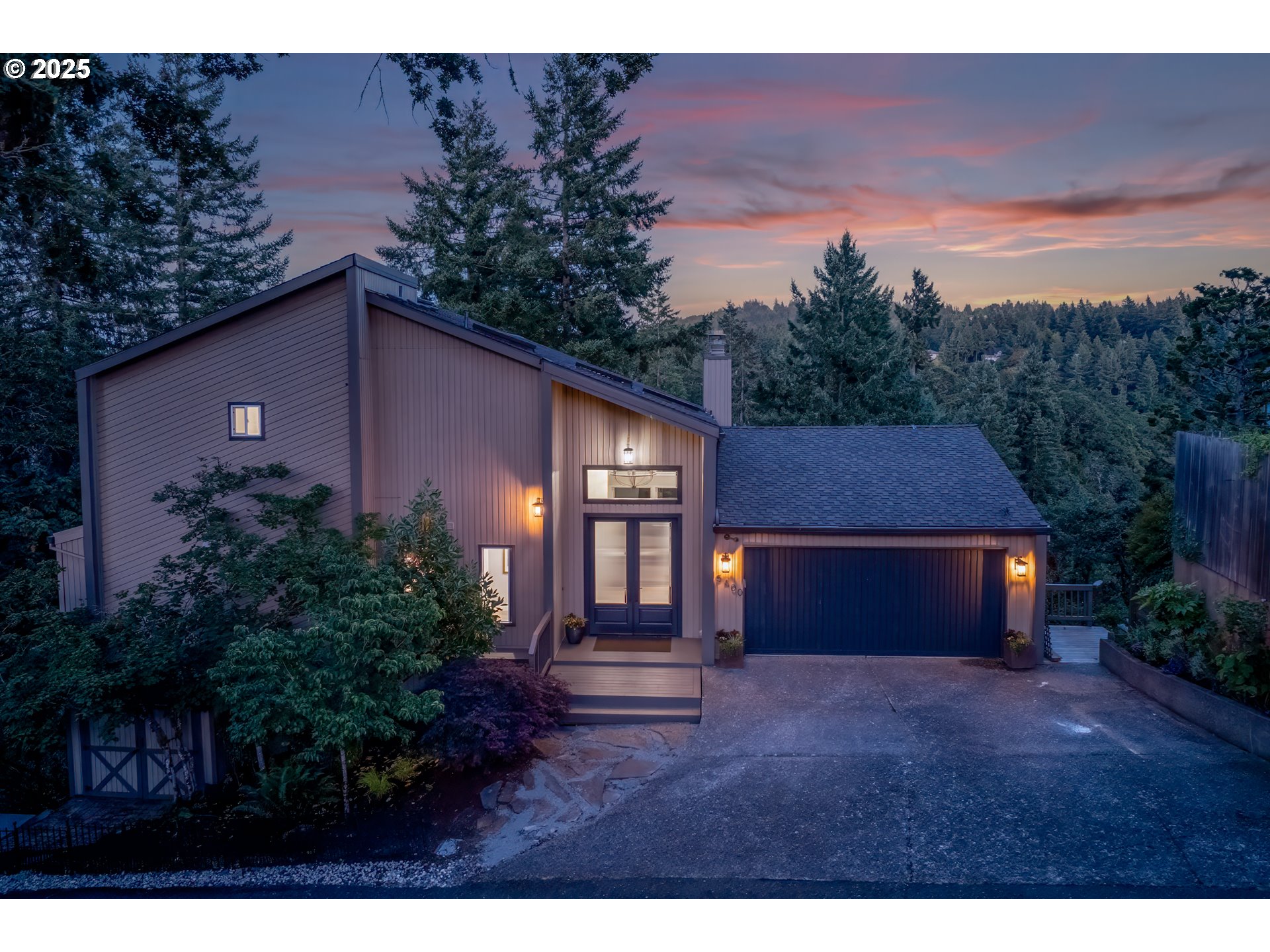 15400 Diamond Head Road Lake Oswego, OR 97034 - Photo 2 of 46 Gallery Image 2