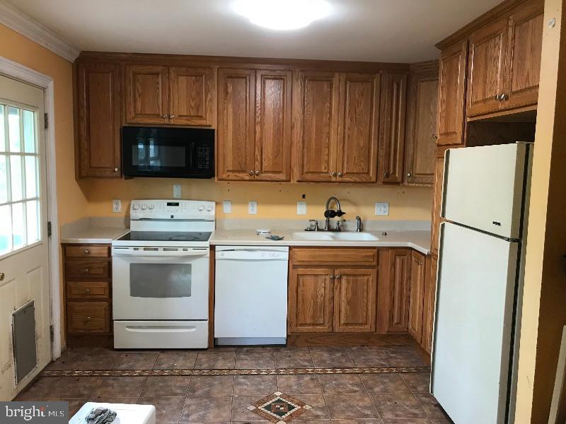 1903 Hanson Road Edgewood, MD 21040 - Photo 2 of 30
