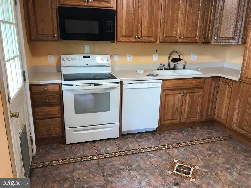 1903 Hanson Road Edgewood, MD 21040 - Photo 4 of 30