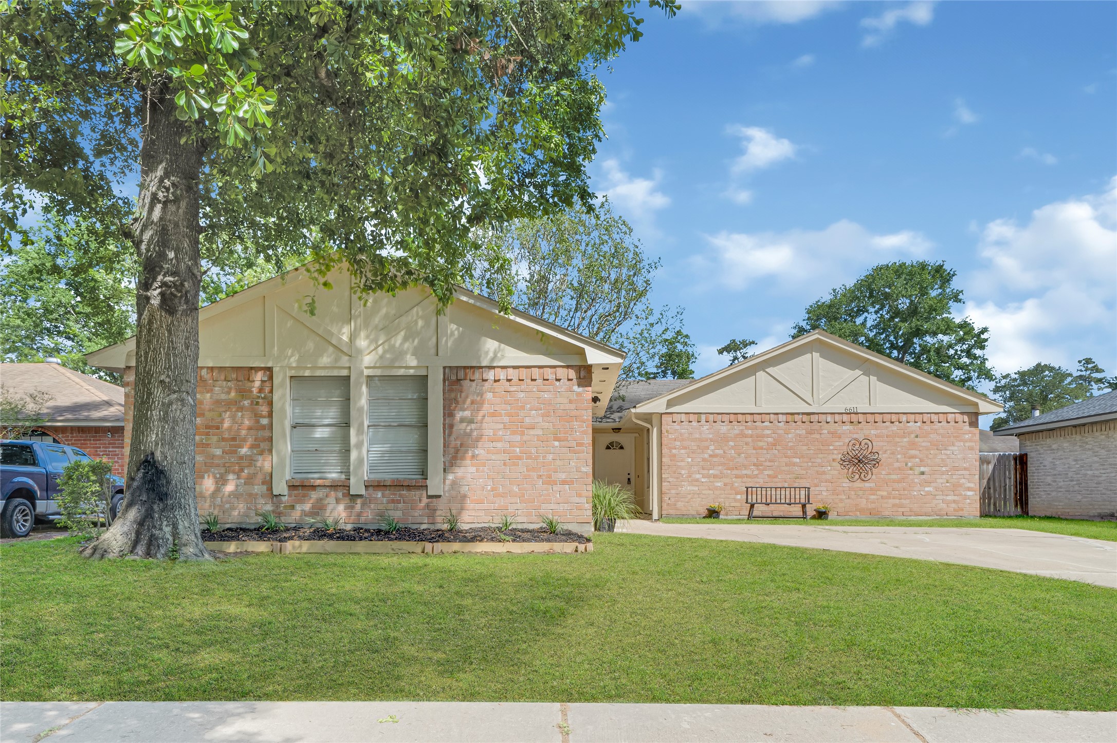 6611 Archgate Drive Spring, TX 77373 - Photo 2 of 26