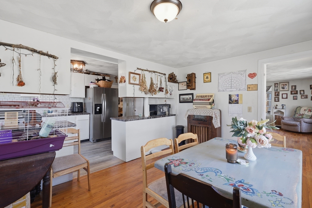 52 Summer Street Barre, MA 01005 - Photo 11 of 32