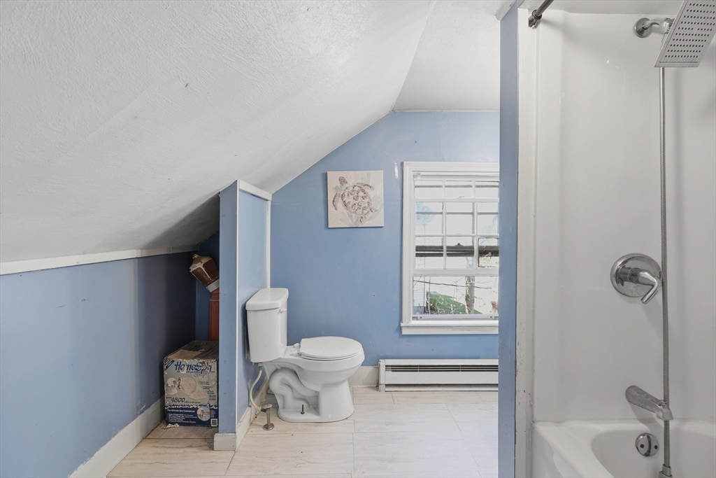 52 Summer Street Barre, MA 01005 - Photo 16 of 32