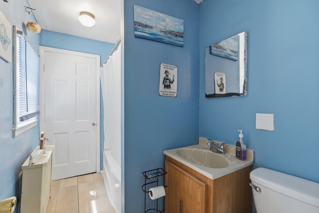 52 Summer Street Barre, MA 01005 - Photo 17 of 32