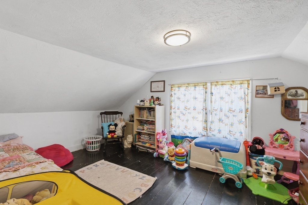 52 Summer Street Barre, MA 01005 - Photo 21 of 32