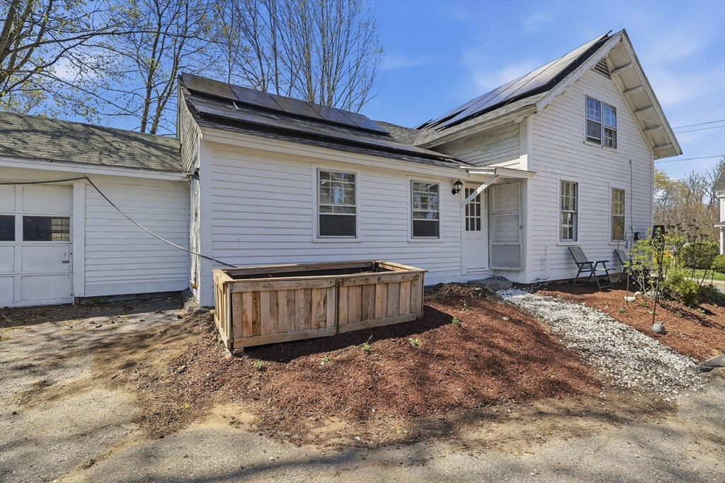 52 Summer Street Barre, MA 01005 - Photo 3 of 32