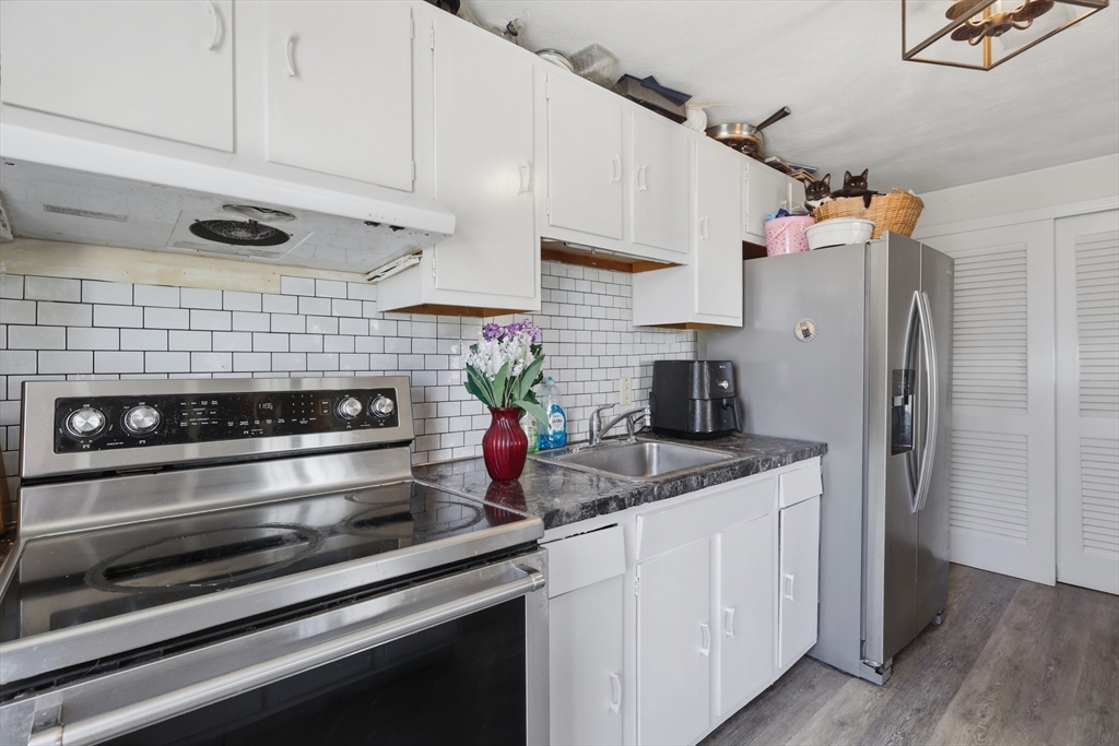 52 Summer Street Barre, MA 01005 - Photo 7 of 32
