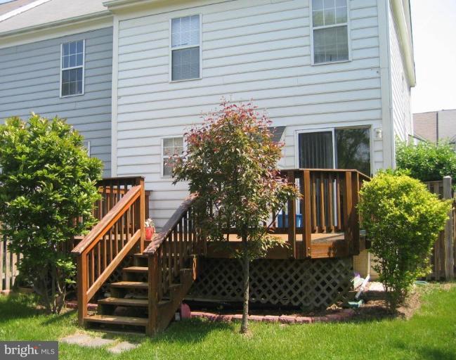 113 Connery Terrace Southwest Leesburg, VA 20175 - Photo 2 of 3 Exterior (Rear)