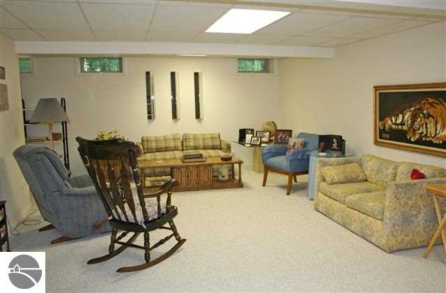 1317 Terra Road Traverse City, MI 49686 - Photo 21 of 33 1749193-20.JPG
