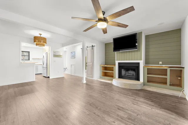 $3,500 | 706 Nora Lane, Mount Pleasant, SC 29464