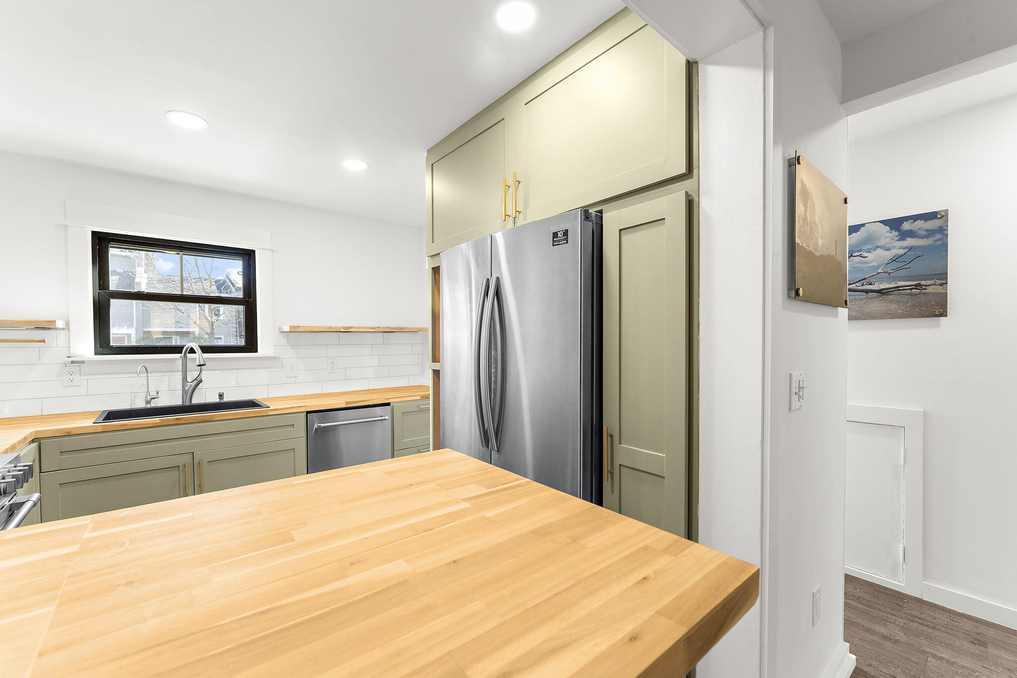 706 Nora Lane Mount Pleasant, SC 29464 - Photo 11 of 39 706 Nora Lane-7