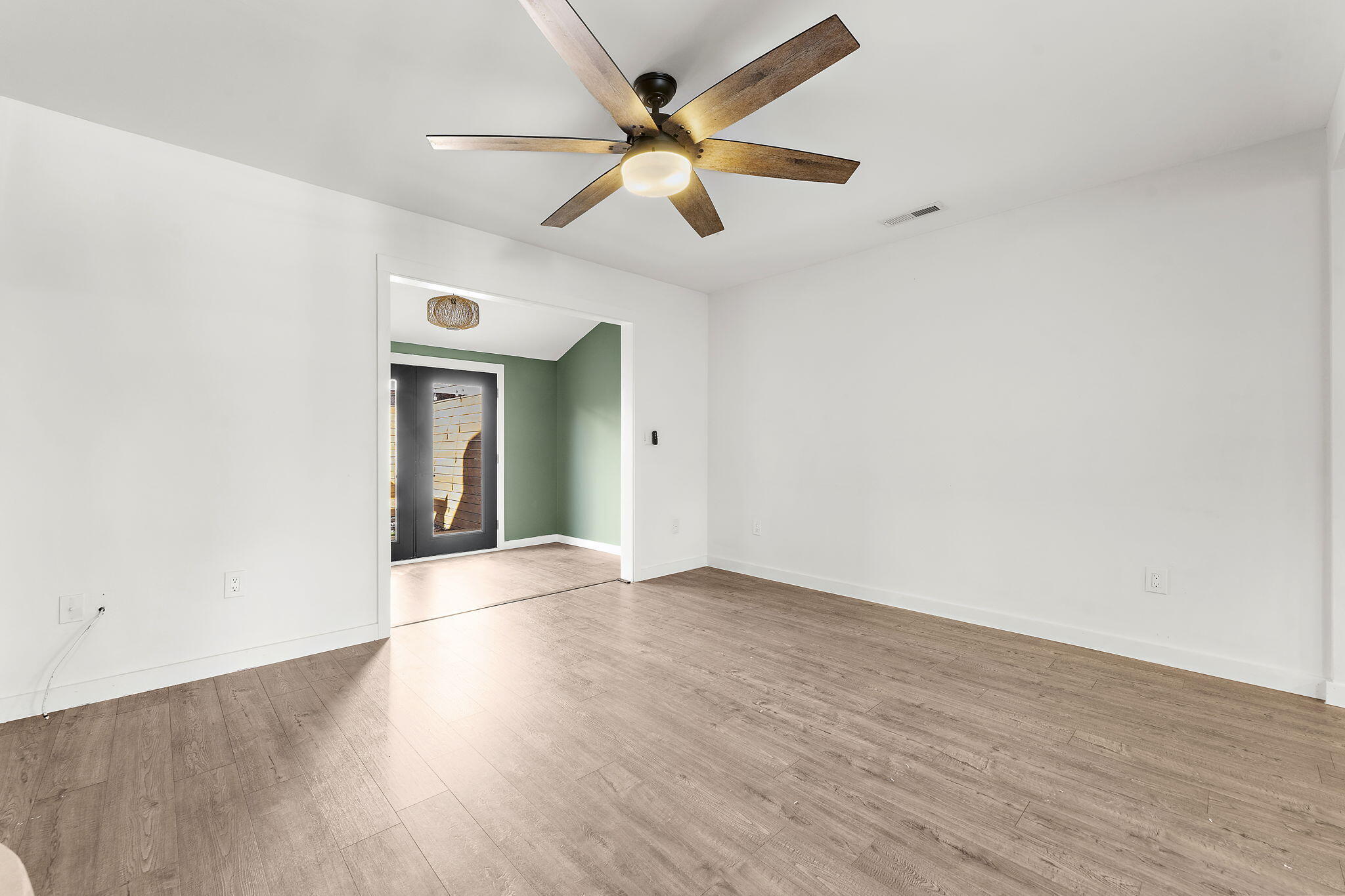 706 Nora Lane Mount Pleasant, SC 29464 - Photo 14 of 39 706 Nora Lane-11