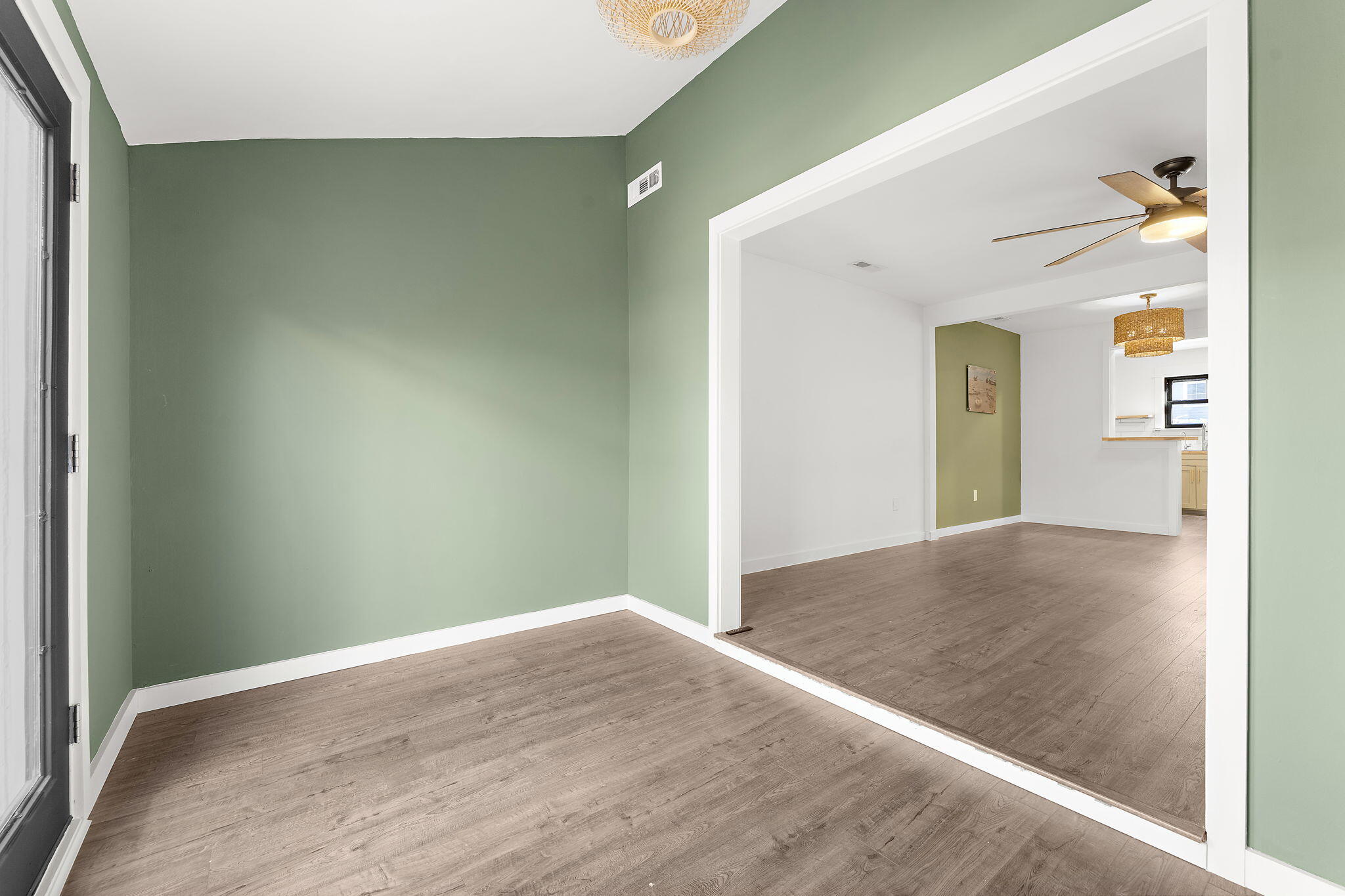 706 Nora Lane Mount Pleasant, SC 29464 - Photo 19 of 39 706 Nora Lane-16