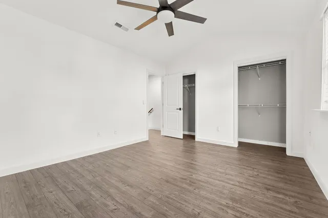 $3,500 | 706 Nora Lane, Mount Pleasant, SC 29464