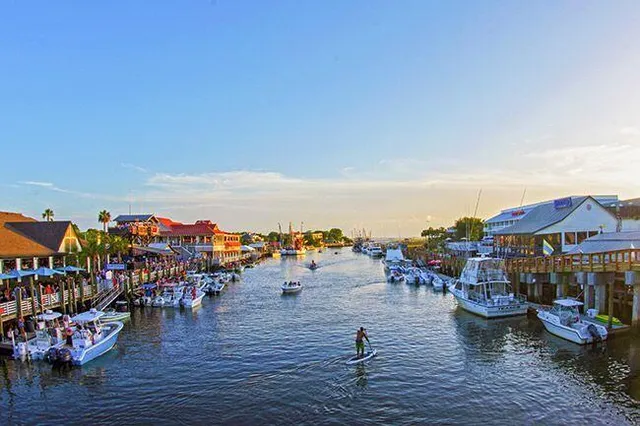 $3,500 | 706 Nora Lane, Mount Pleasant, SC 29464