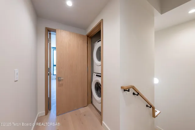 $1,595,000 | 165 Glenwood Street, Unit 23, Jackson, WY 83001