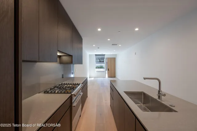 $1,595,000 | 165 Glenwood Street, Unit 23, Jackson, WY 83001