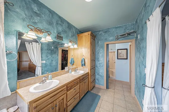 $645,000 | 4115 East 240 North, Rigby, ID 83442