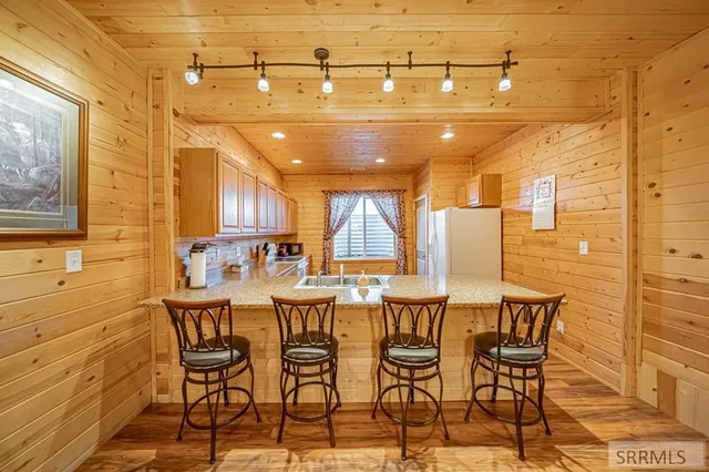 $645,000 | 4115 East 240 North, Rigby, ID 83442