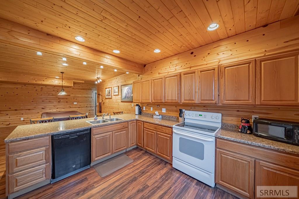 4115 East 240 North Rigby, ID 83442 - Photo 25 of 42