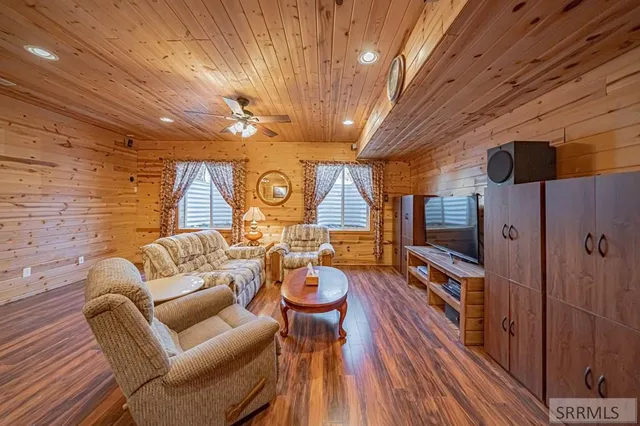 $645,000 | 4115 East 240 North, Rigby, ID 83442