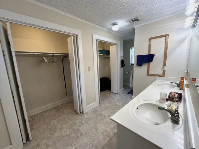 $349,900 | 258 South Washington Street, La Grange, TX 78945