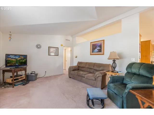 $105,900 | 369 Gun Club Road, Unit 101, Woodland, WA 98674