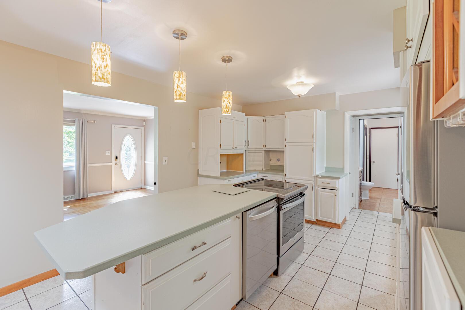 6365 Harlem Road Westerville, OH 43081 - Photo 11 of 61 6365-Harlem-36