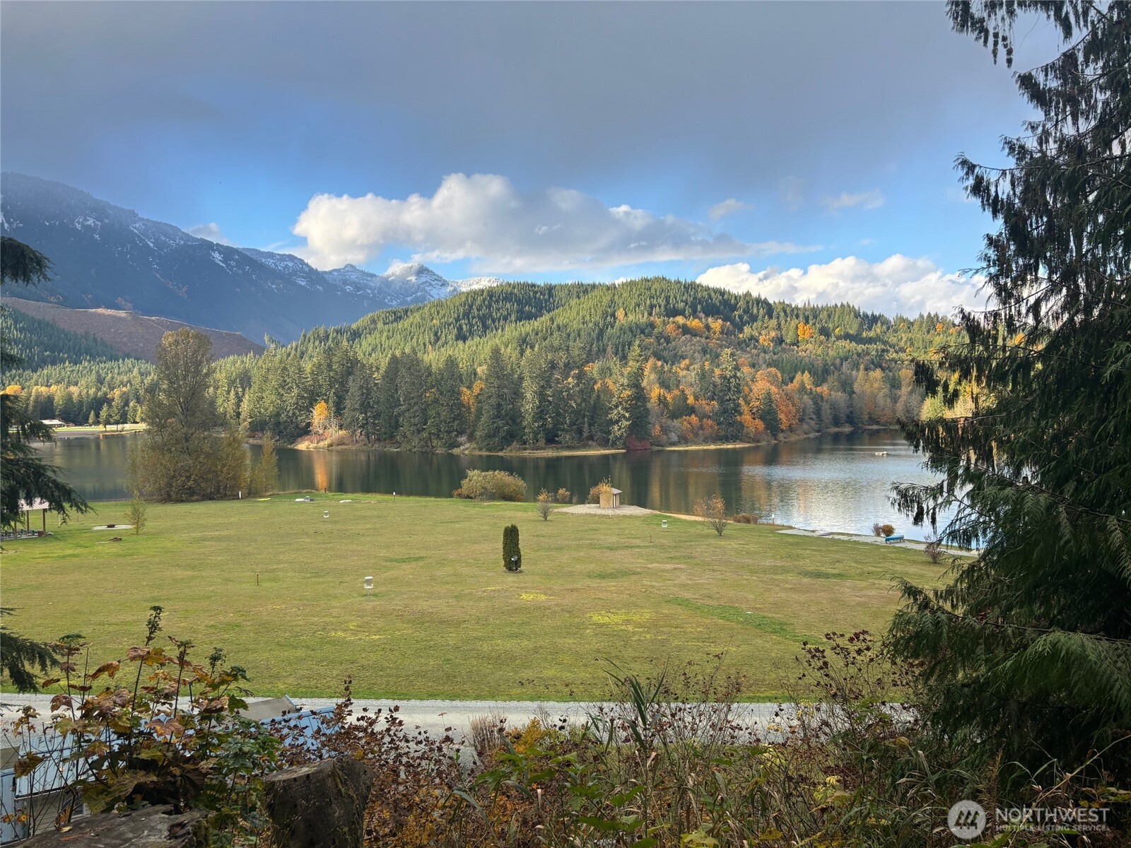 45182 Kimta Loop, Unit 3B84 Concrete, WA 98237 - Photo 24 of 37 a view of a lake