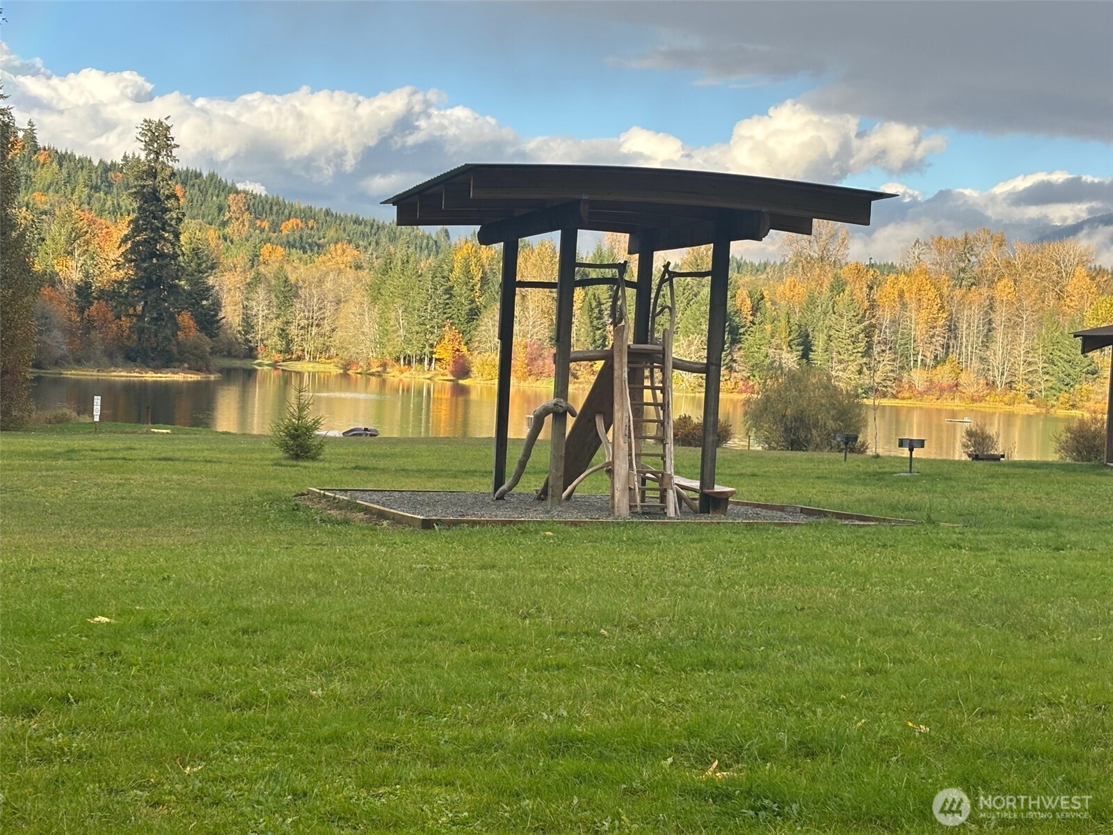 45182 Kimta Loop, Unit 3B84 Concrete, WA 98237 - Photo 28 of 37 a view of a park with a slide