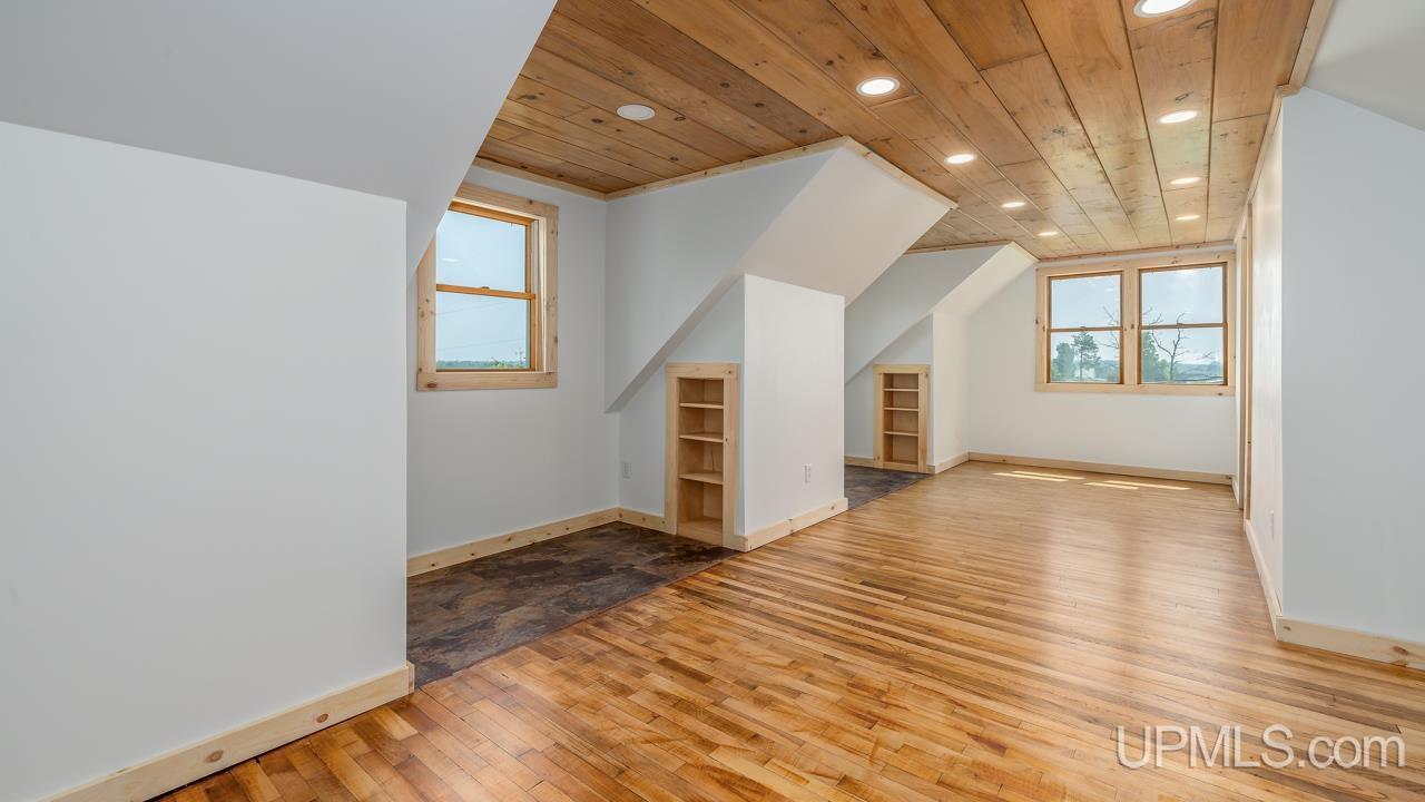 3143 D Road Bark River, MI 49807 - Photo 22 of 45
