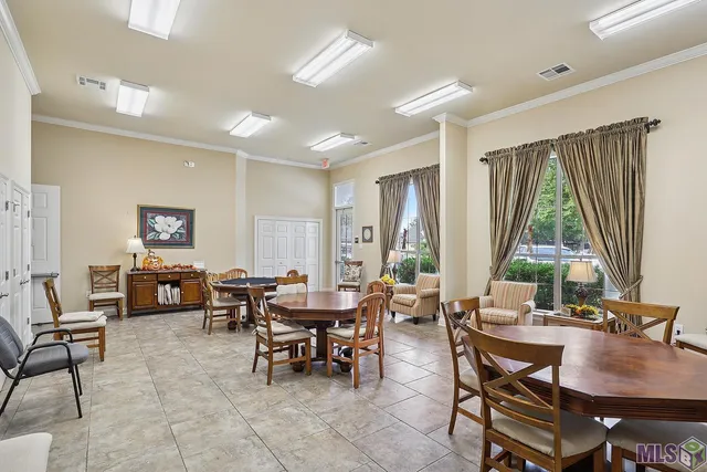 $299,900 | 5364 Courtyard Drive, Gonzales, LA 70737