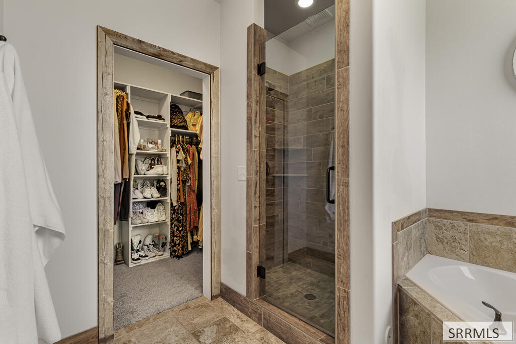 258 4520 East Rigby, ID 83442 - Photo 23 of 63 Master Bathroom