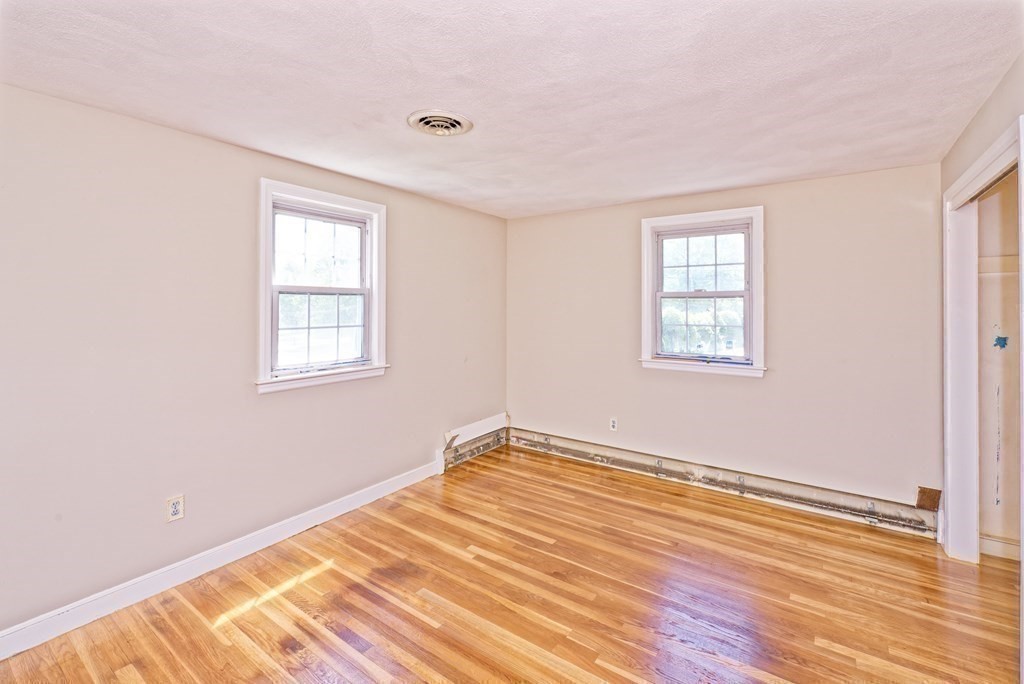 7 Harding Street Milford, MA 01757 - Photo 19 of 35 Gallery Image 19