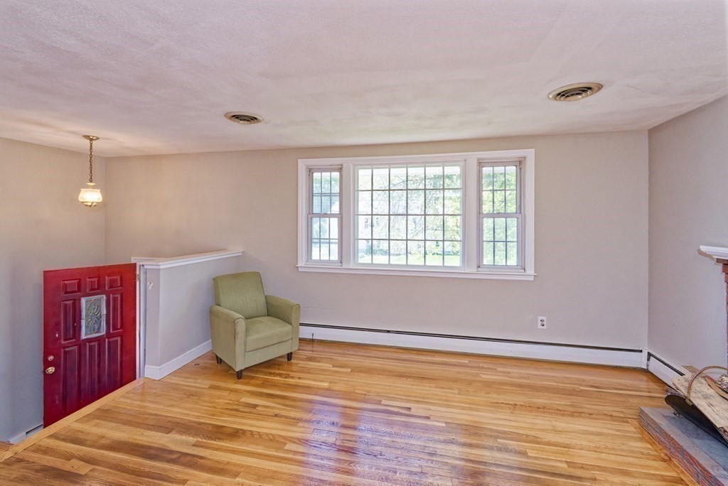 7 Harding Street Milford, MA 01757 - Photo 3 of 35 Gallery Image 3
