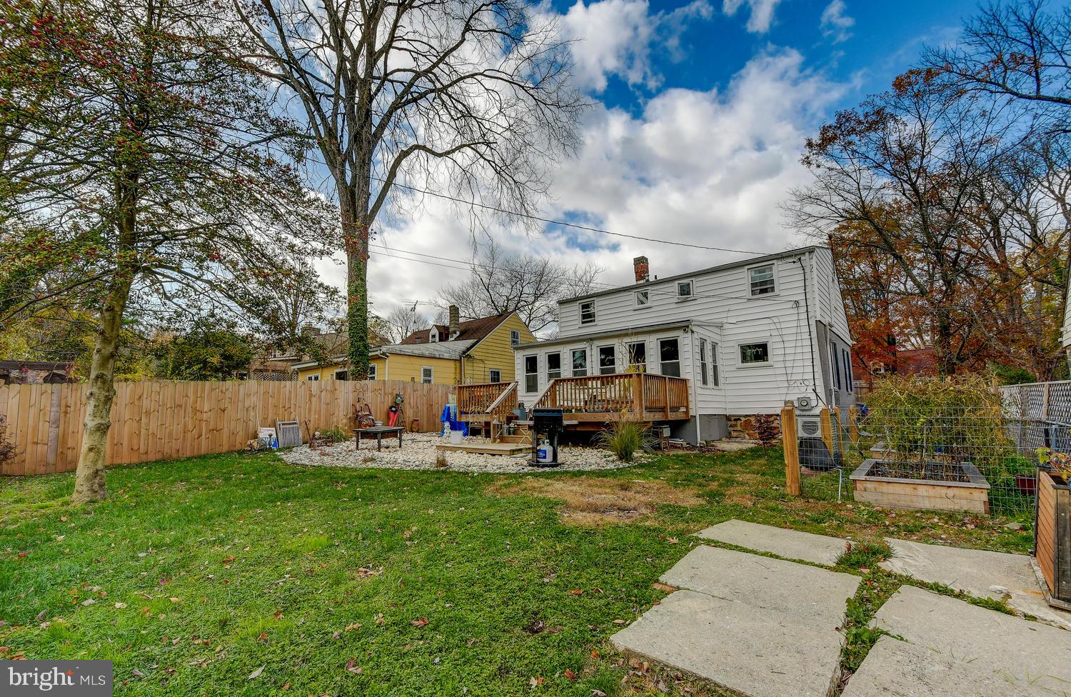 2503 Pinebrush Road Baltimore, MD 21209 - Photo 25 of 27 Exterior Rear