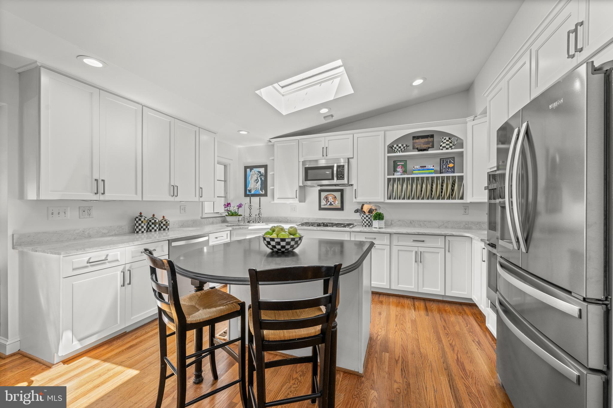 213 Spencer Road Devon, PA 19333 - Photo 8 of 43