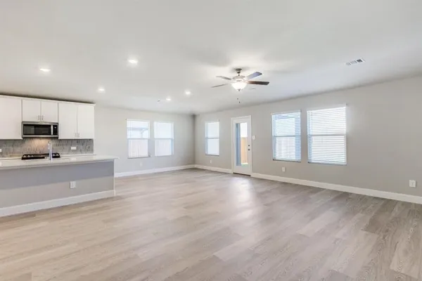 $2,650 | 702 Williams Way, Lowry Crossing, TX 75069