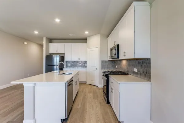 $2,650 | 702 Williams Way, Lowry Crossing, TX 75069