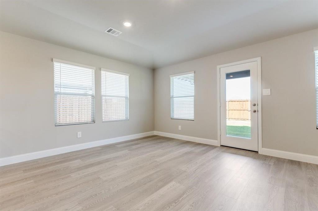 702 Williams Way Lowry Crossing, TX 75069 - Photo 6 of 15