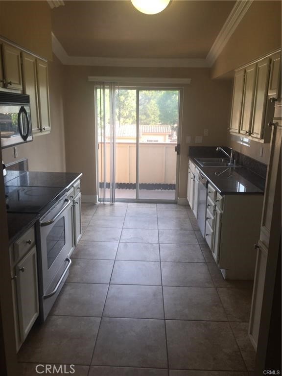 5410 Silver Canyon Road Yorba Linda, CA 92887 - Photo 2 of 8