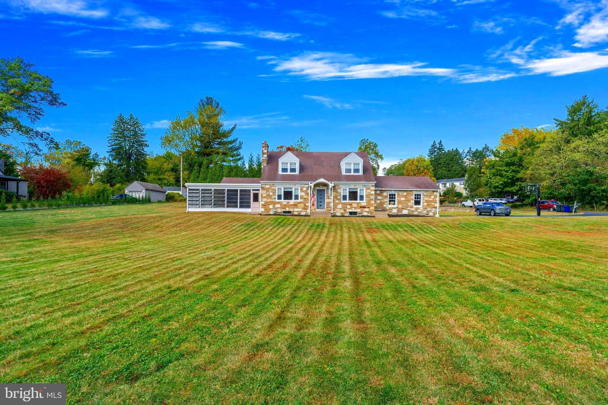 706 Hallowell Drive Huntingdon Valley, PA 19006 - Photo 1 of 29