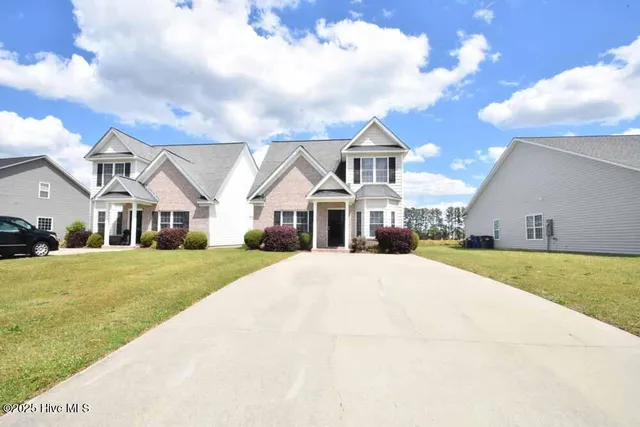 $1,750 | 2209 Remington Court, Unit B, Greenville, NC 27834