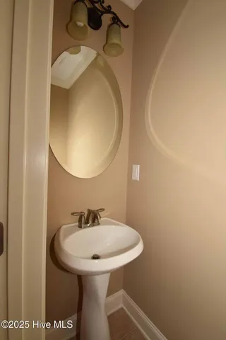 $1,750 | 2209 Remington Court, Unit B, Greenville, NC 27834