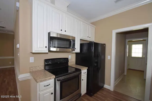 $1,750 | 2209 Remington Court, Unit B, Greenville, NC 27834