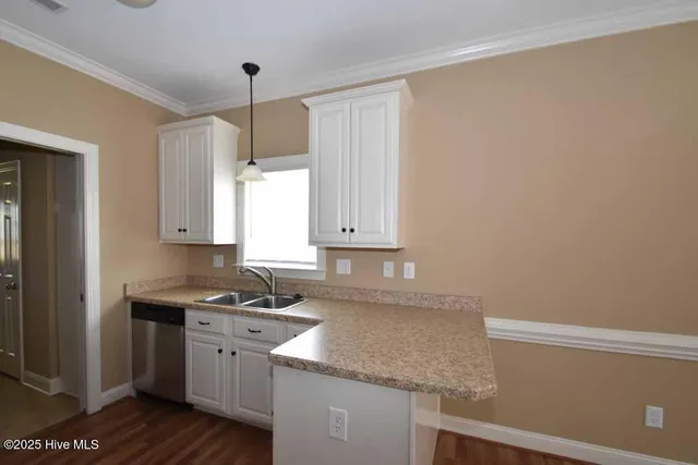 $1,750 | 2209 Remington Court, Unit B, Greenville, NC 27834